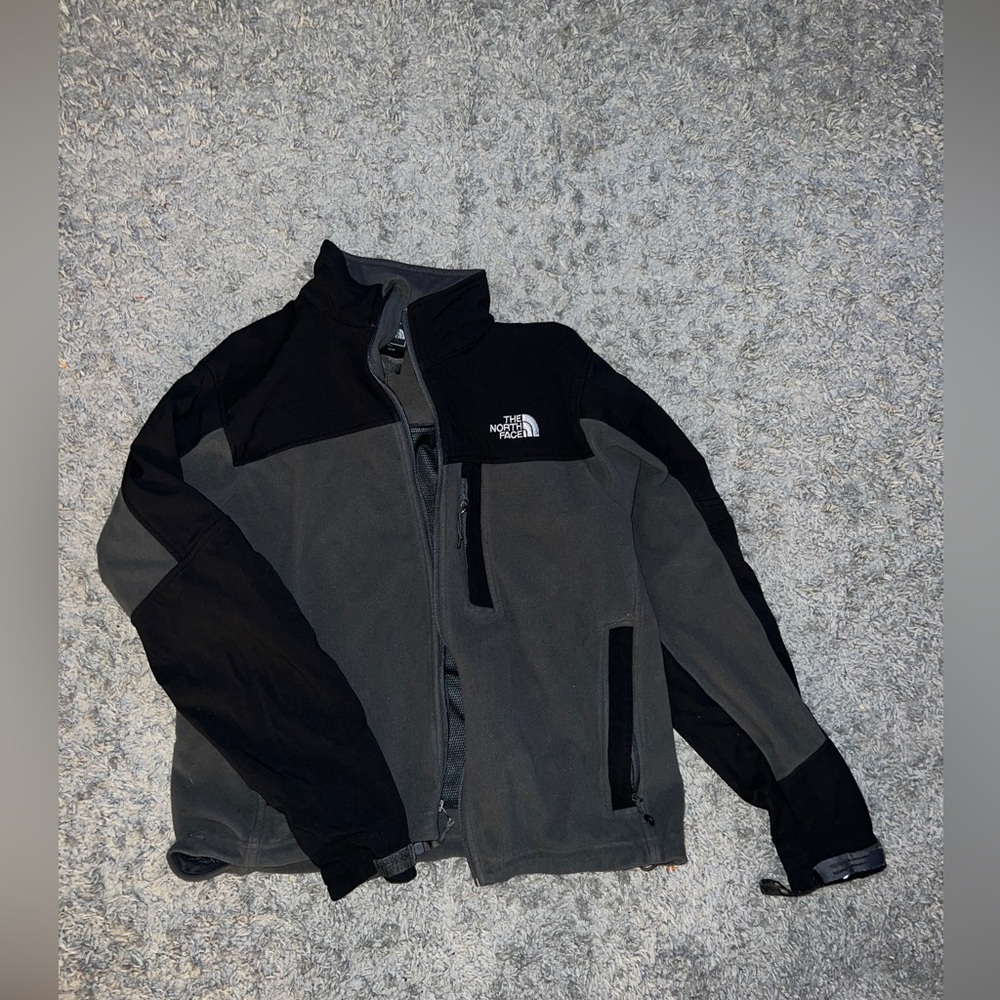 The North Face fleece jacket men’s Medium